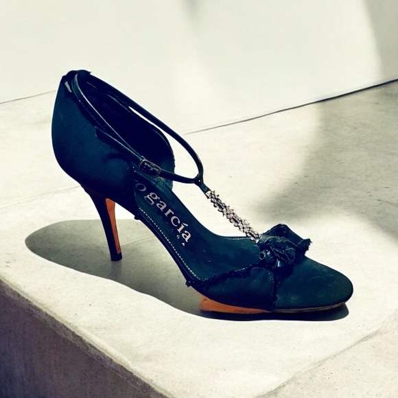 PEDRO GARCIA BLACK SATIN PEEP TOE CRYSTAL RHINESTONE Ankle strap HEELS sz 10 - Picture 2 of 6